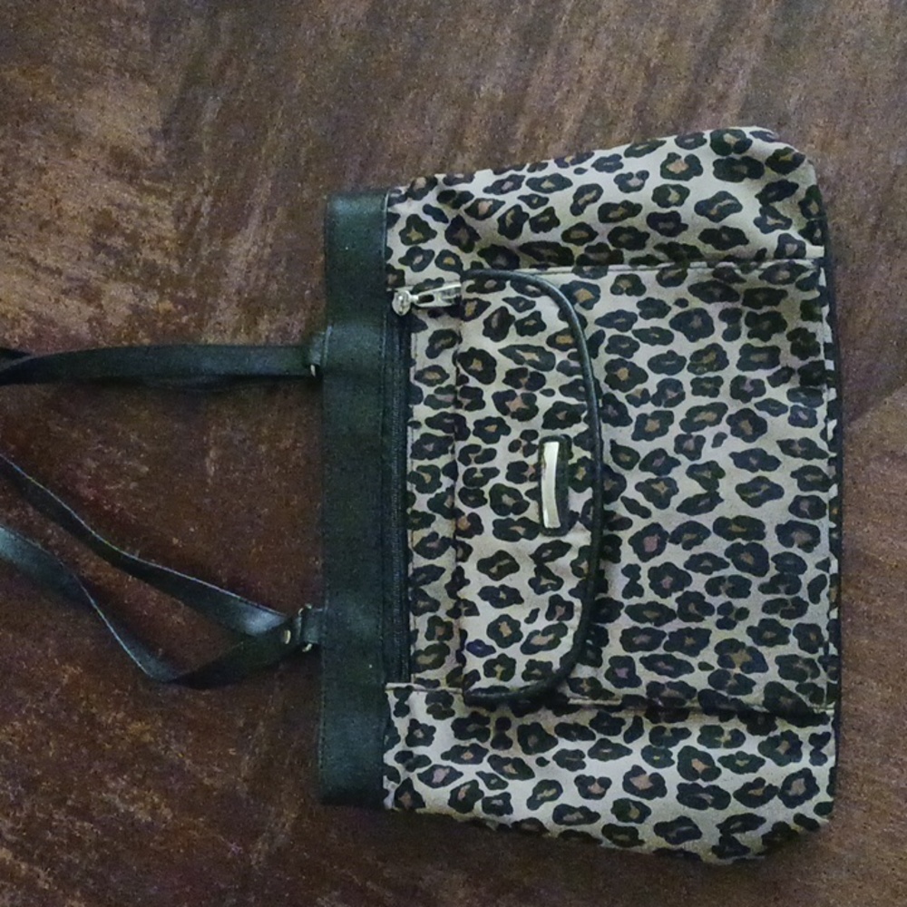 Black and tan purse